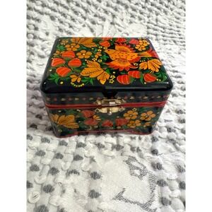 Russian Khokhloma Hand Painted Lacquer Trinket Box Bird Strawberry Black Red